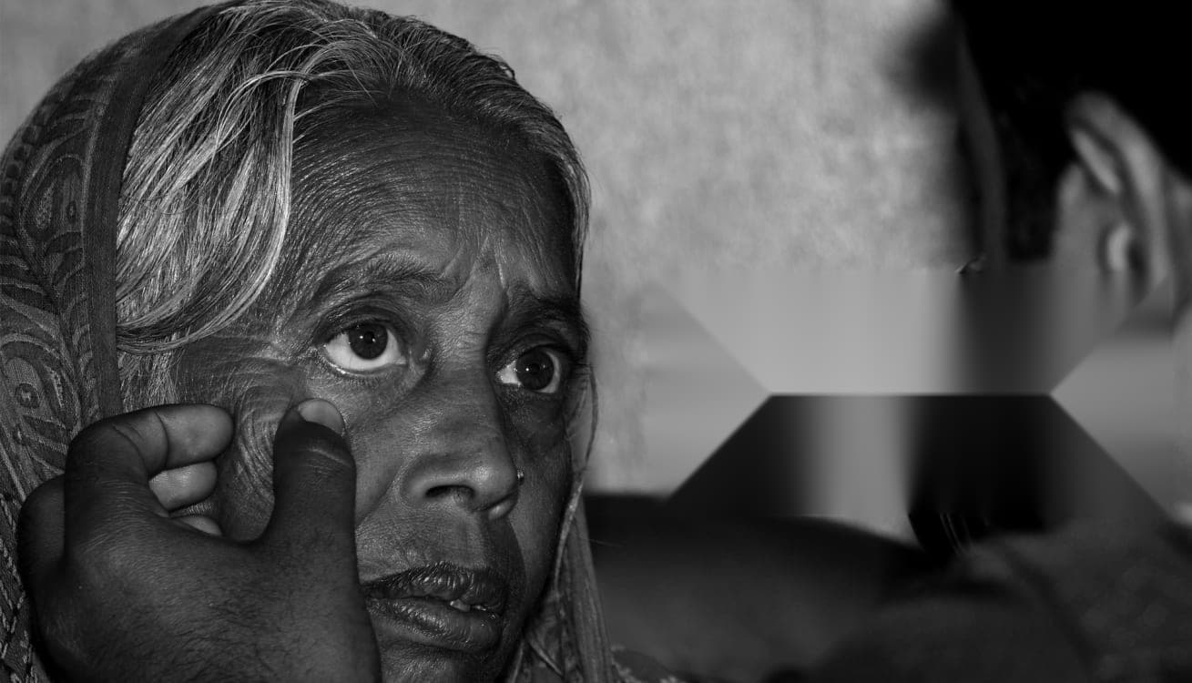 Eye specialist providing eye care